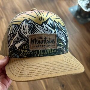 Mountain Graphic Trucker Hat
